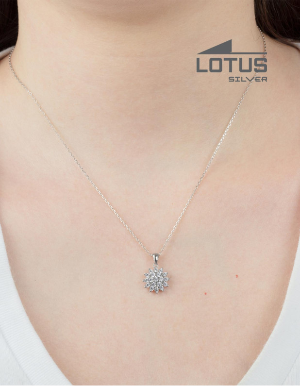 LOTUS Silver Necklace